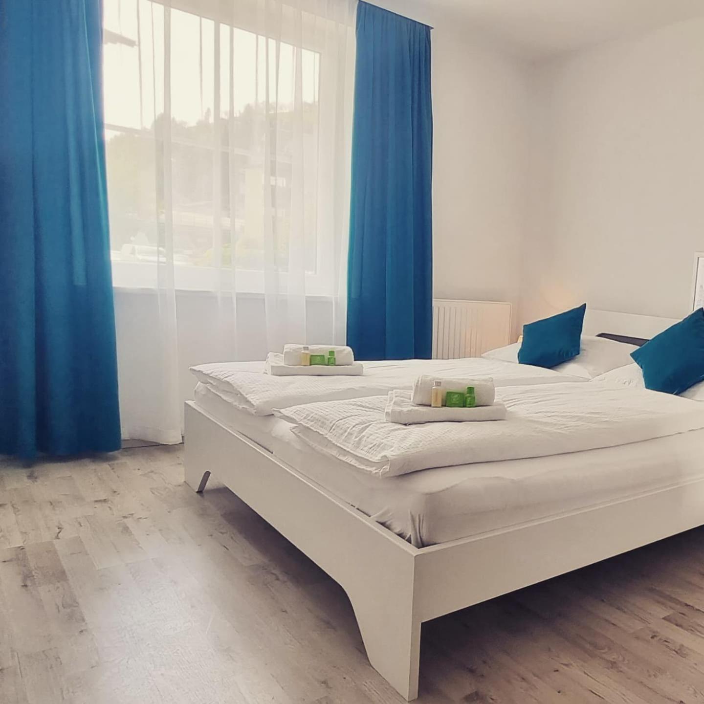 Bora Appartements 1 Mit 4 Schlafzimmer Целль-ам-Зе Экстерьер фото